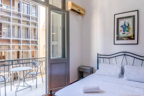 Standard Double Room with Shared Bathroom