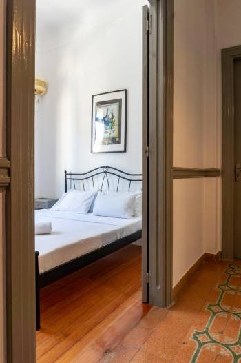 Standard Double Room with Shared Bathroom2