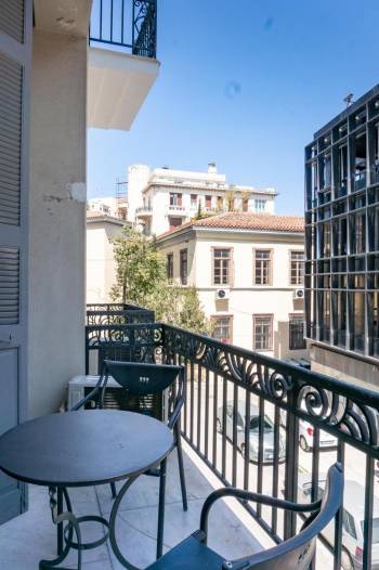 Standard Double Room with Shared Bathroom3