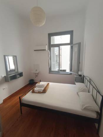 Standard Double Room with Shared Bathroom8