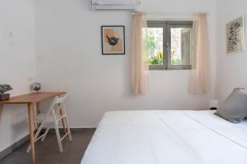 Double Room with Private Bathroom2